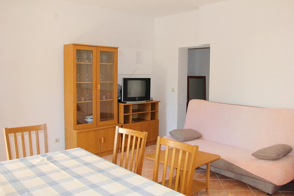 קאבטאט Fenix Two Bedroom Apartments חדר תמונה