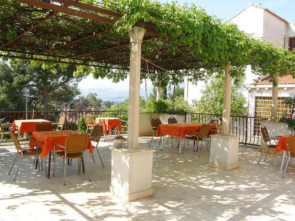 קאבטאט Fenix Two Bedroom Apartments חדר תמונה