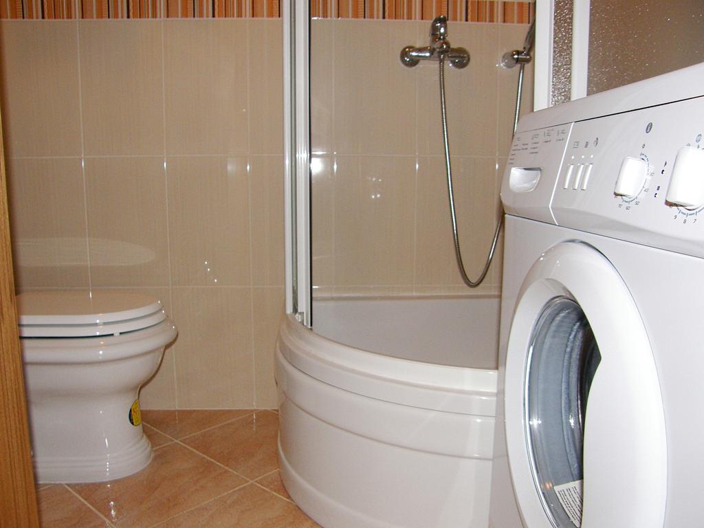קאבטאט Fenix Two Bedroom Apartments מראה חיצוני תמונה