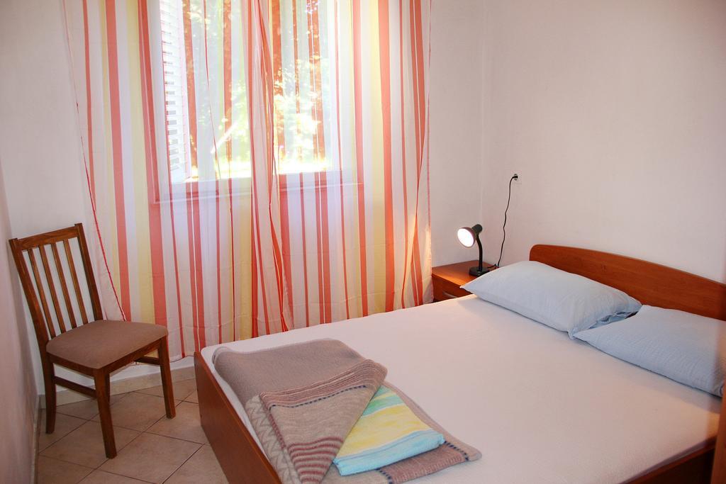 קאבטאט Fenix Two Bedroom Apartments חדר תמונה